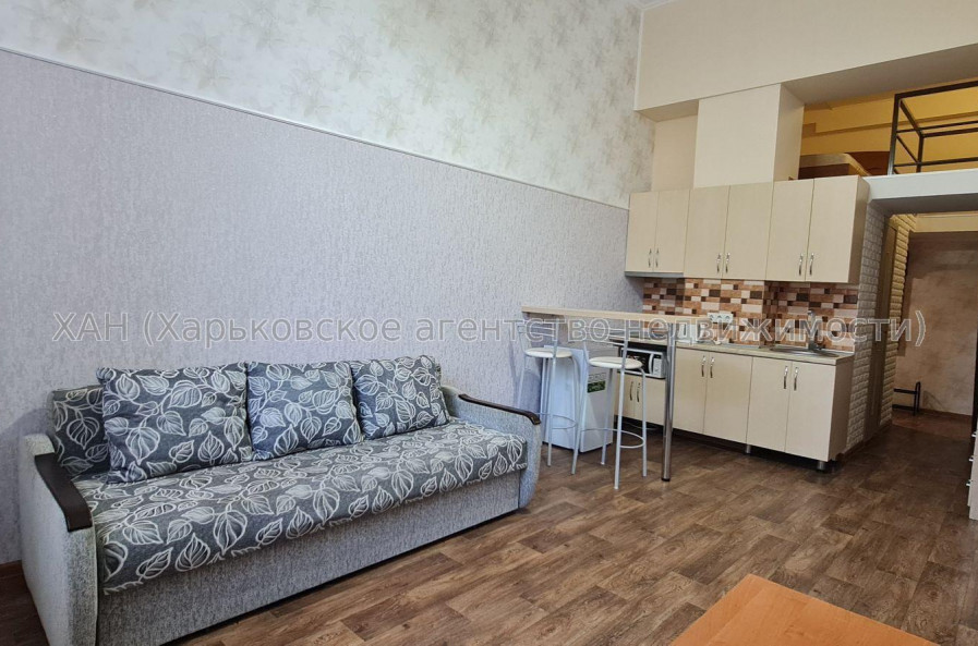 Продам квартиру, Гвардейцев Широнинцев ул. , 1  ком., 37.50 м², евроремонт 