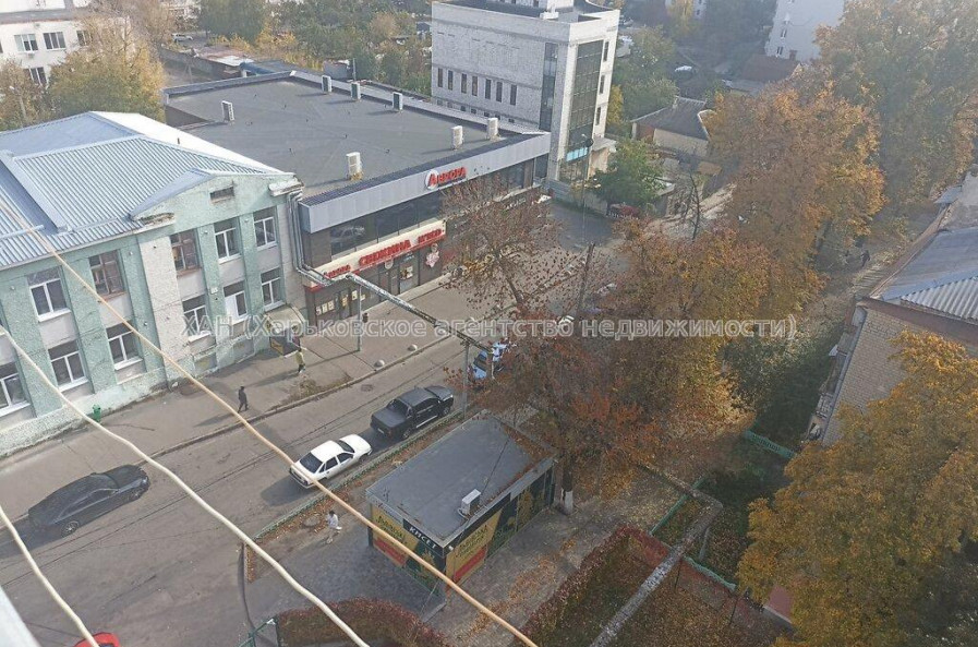 Продам квартиру, Полтавский Шлях ул. , 1 кім., 30.70 м², без ремонта 