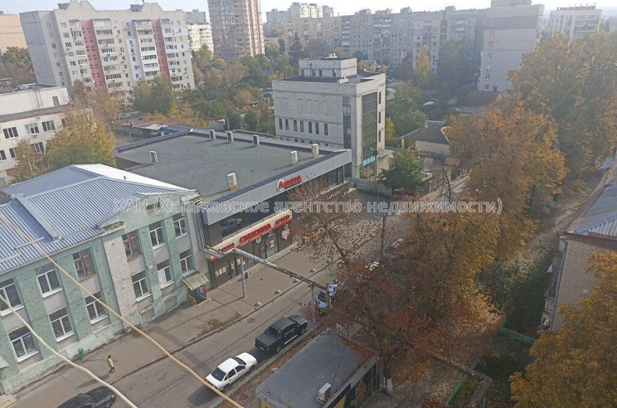 Продам квартиру, Полтавский Шлях ул. , 1 кім., 30.70 м², без ремонта 