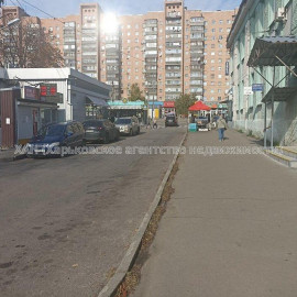 Продам квартиру, Полтавский Шлях ул. , 1 кім., 30.70 м², без ремонта