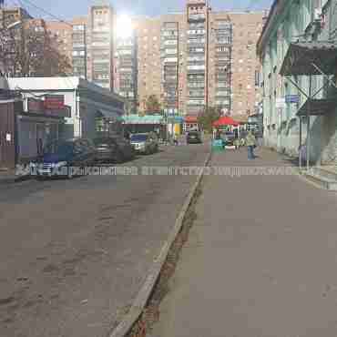 Продам квартиру, Полтавский Шлях ул. , 1 кім., 30.70 м², без ремонта 