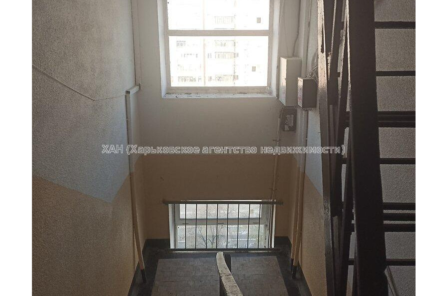 Продам квартиру, Полтавский Шлях ул. , 1 кім., 30.70 м², без ремонта 