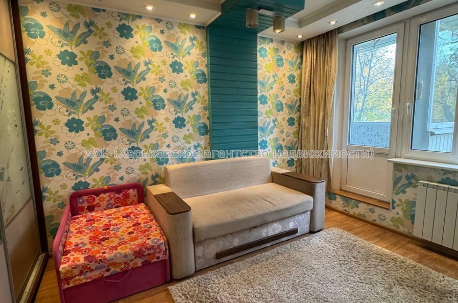 Сдам квартиру, Гвардейцев Широнинцев ул. , 1  ком., 30 м², косметический ремонт 