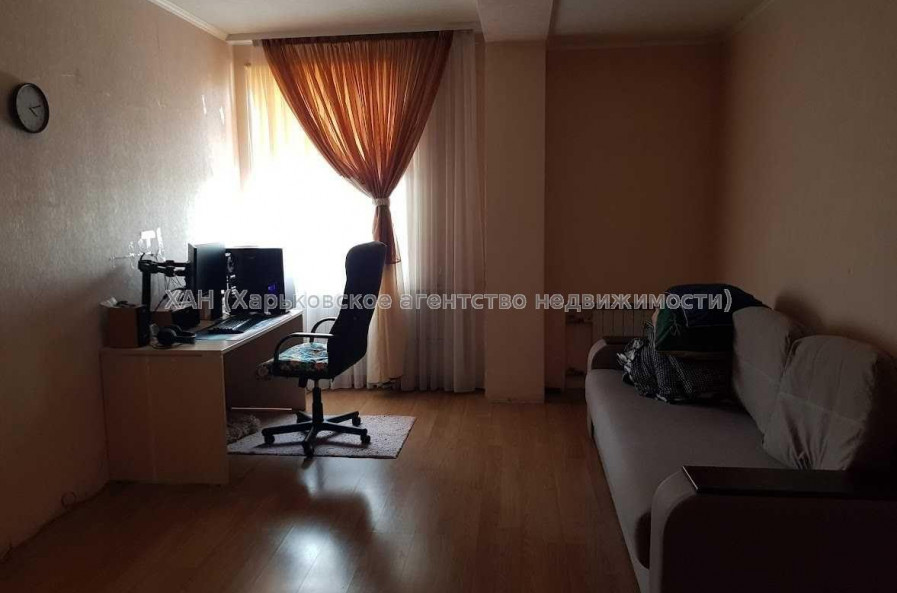 Продам квартиру, Александровский просп. , 2 кім., 64 м², евроремонт 