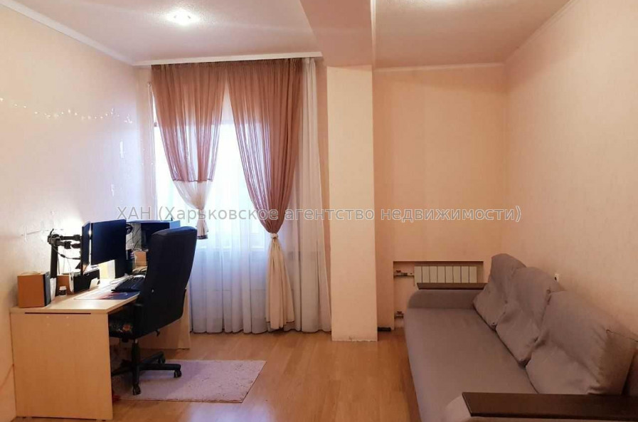 Продам квартиру, Александровский просп. , 2 кім., 64 м², евроремонт 