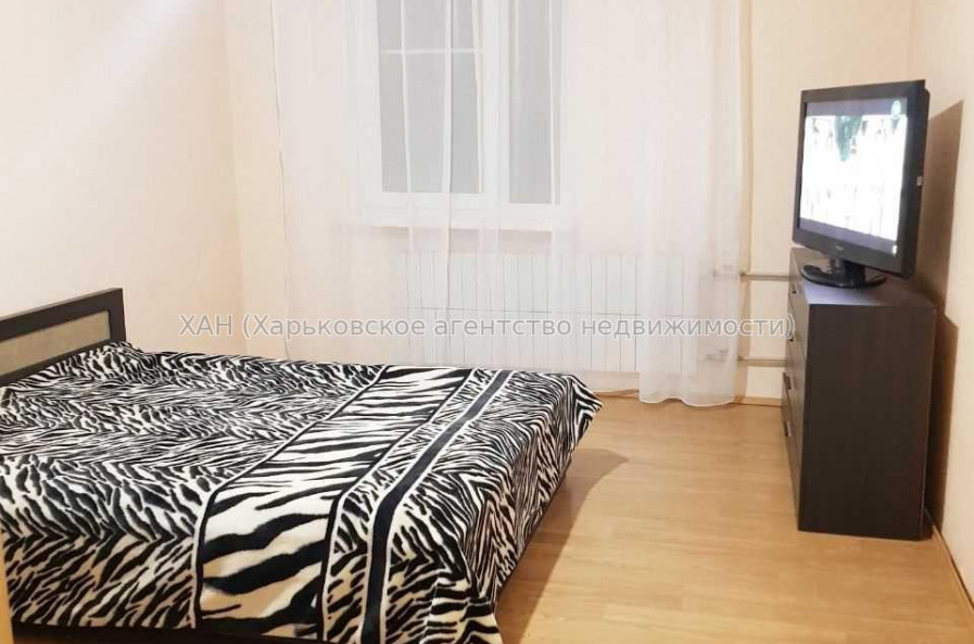 Продам квартиру, Александровский просп. , 2 кім., 64 м², евроремонт 