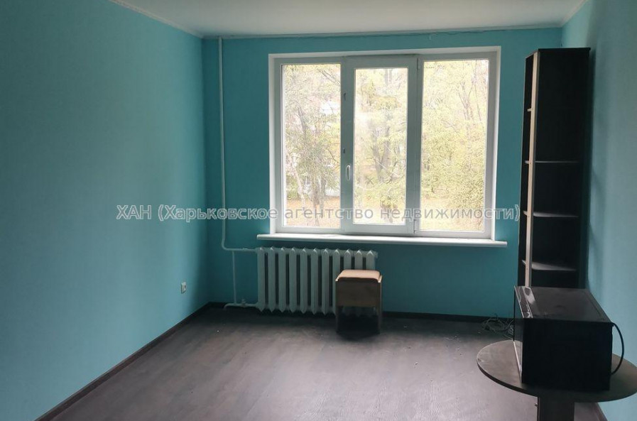 Продам квартиру, Космонавтов ул. , 2 кім., 44 м², капитальный ремонт 