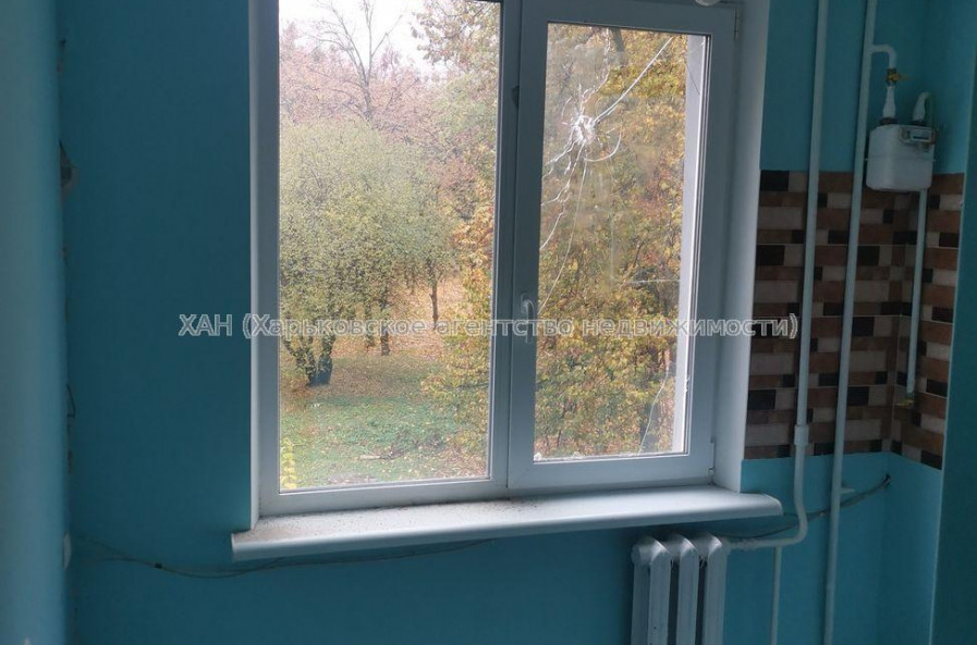 Продам квартиру, Космонавтов ул. , 2 кім., 44 м², капитальный ремонт 