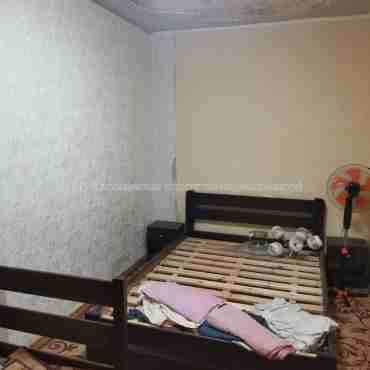 Продам квартиру, 23 Августа ул. , 3 кім., 56.60 м², косметический ремонт 