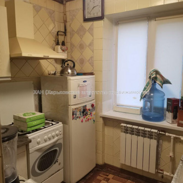 Продам квартиру, 23 Августа ул. , 3  ком., 56.60 м², косметический ремонт  - фото 4 Продам квартиру, 23 Августа ул. , 3  ком., 56.60 м², косметический ремонт