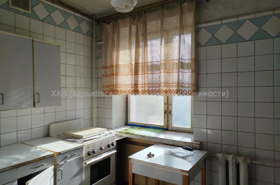 Сдам квартиру, Аэрокосмический пр. , 72 , 2  ком., 48 м², советский ремонт 
