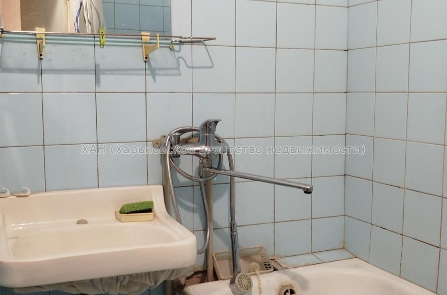 Сдам квартиру, Аэрокосмический пр. , 72 , 2  ком., 48 м², советский ремонт 