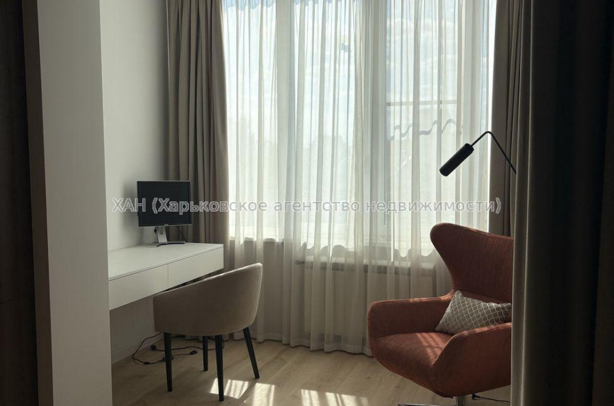 Продам квартиру, Партизанский пер. , 2 кім., 78.20 м², авторский дизайн 