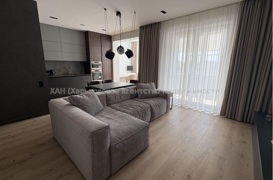Продам квартиру, Партизанский пер. , 2 кім., 78.20 м², авторский дизайн 