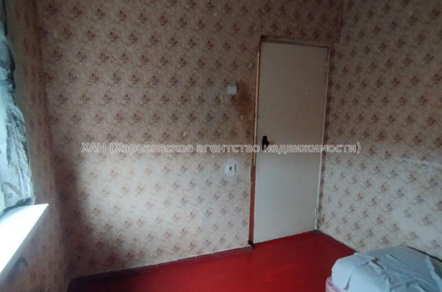 Продам квартиру, Бучмы ул. , 4 кім., 68 м², частичный ремонт 