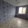 Продам квартиру, Бучмы ул. , 4 кім., 68 м², частичный ремонт 