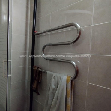  , Бучмы ул. , 4 кім., 68 м², частичный ремонт 