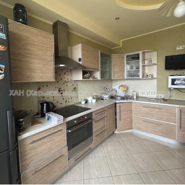 Продам квартиру, Академика Павлова ул. , 3  ком., 89.10 м², евроремонт 