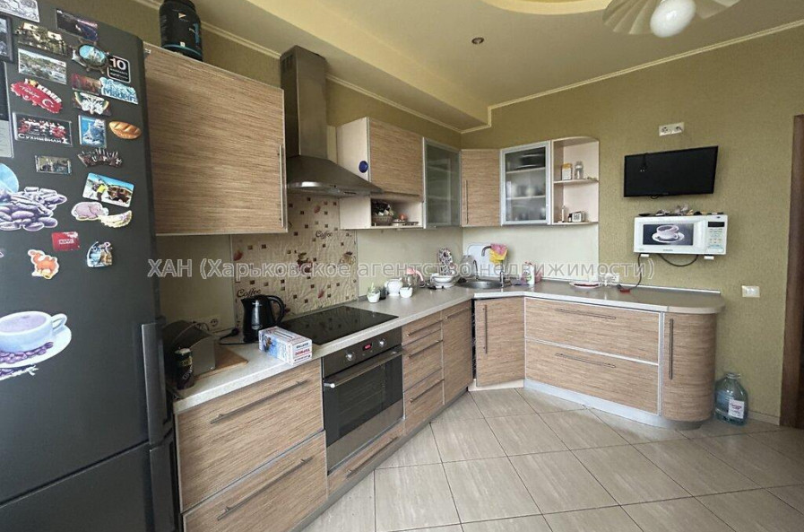 Продам квартиру, Академика Павлова ул. , 3  ком., 89.10 м², евроремонт 