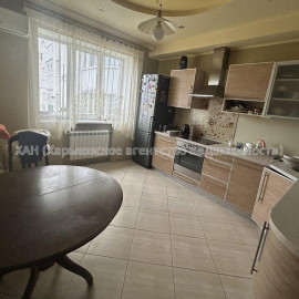Продам квартиру, Академика Павлова ул. , 3  ком., 89.10 м², евроремонт
