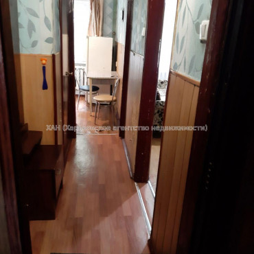 Продам квартиру, Валентиновская ул. , 1 кім., 30 м², советский ремонт 