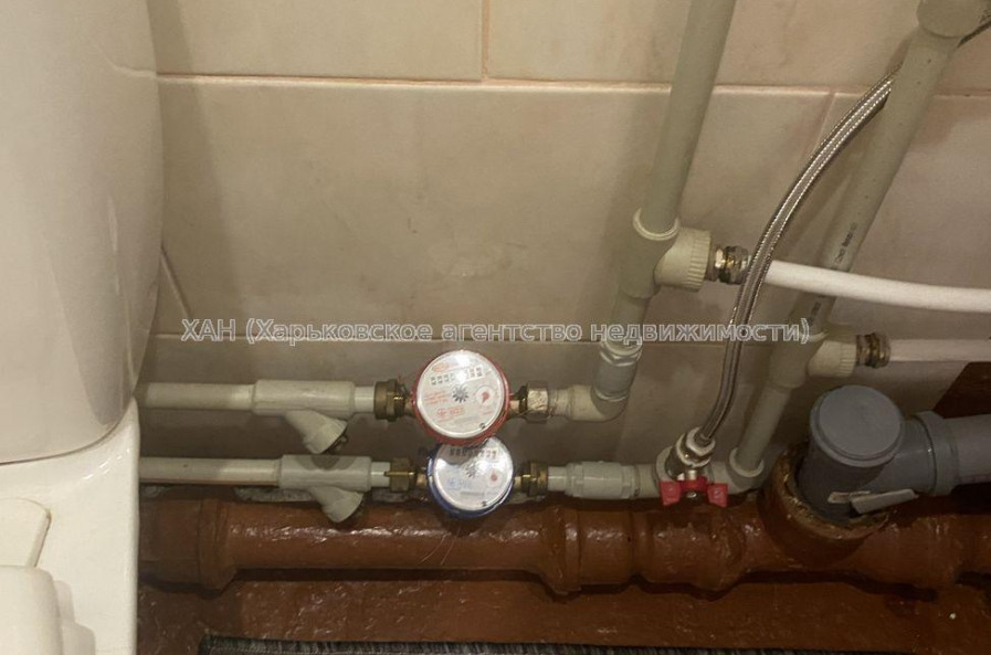 Продам квартиру, Каркача Ивана бульв. , 1 кім., 28 м², косметический ремонт 