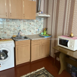 Продам квартиру, Каркача Ивана бульв. , 1 кім., 28 м², косметический ремонт