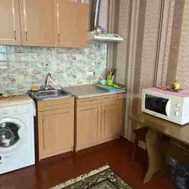 Продам квартиру, Каркача Ивана бульв. , 1 кім., 28 м², косметический ремонт 