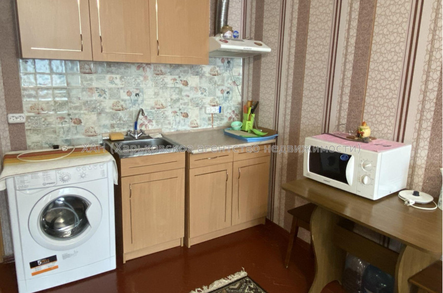 Продам квартиру, Каркача Ивана бульв. , 1 кім., 28 м², косметический ремонт 
