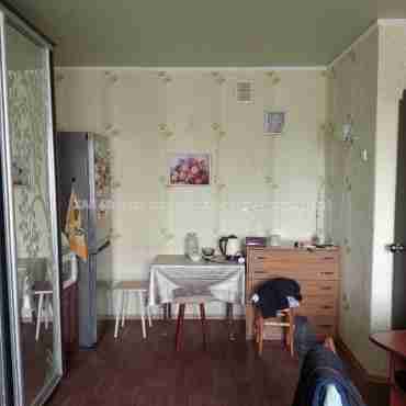 Продам квартиру, Проскуры ул. , 1  ком., 28 м², советский ремонт 