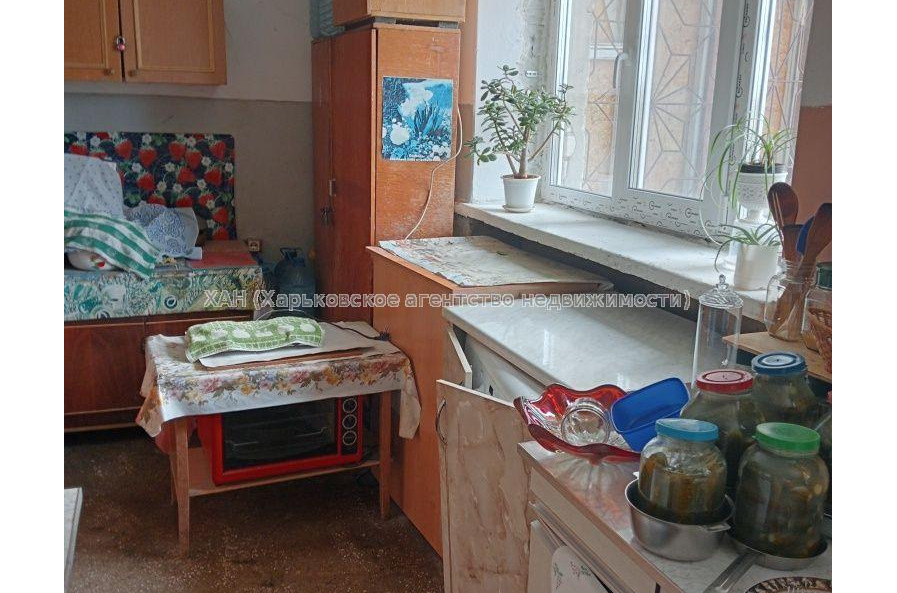 Продам квартиру, Проскуры ул. , 1  ком., 28 м², советский ремонт 