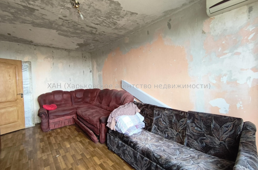 Продам квартиру, Героев Харькова просп. , 1 кім., 33 м², без ремонта 