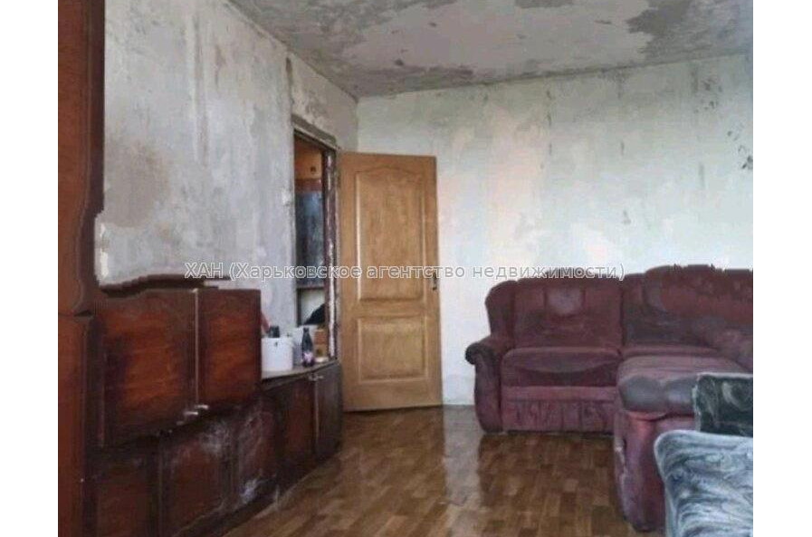 Продам квартиру, Героев Харькова просп. , 1  ком., 33 м², частичный ремонт 