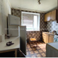 Продам квартиру, Героев Харькова просп. , 1 кім., 33 м², без ремонта 