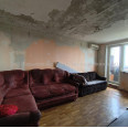 Продам квартиру, Героев Харькова просп. , 1 кім., 33 м², без ремонта 