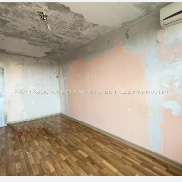 Продам квартиру, Героев Харькова просп. , 1  ком., 33 м², без ремонта 