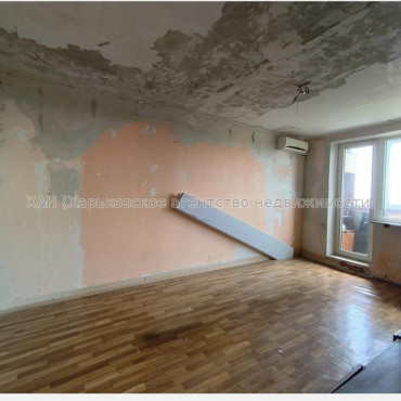 Продам квартиру, Героев Харькова просп. , 1  ком., 33 м², без ремонта 