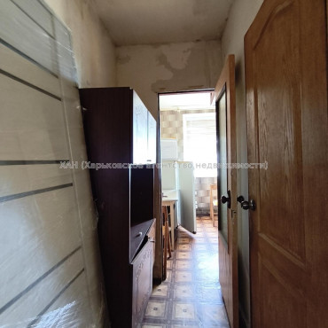 Продам квартиру, Героев Харькова просп. , 1 кім., 33 м², без ремонта 
