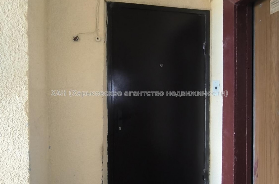 Продам квартиру, Героев Харькова просп. , 1 кім., 33 м², без ремонта 