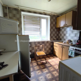Продам квартиру, Героев Харькова просп. , 1  ком., 33 м², без ремонта