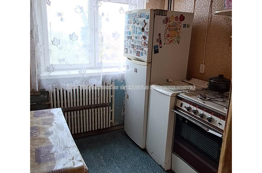 Продам квартиру, Ивана Кобзы ул. , 36 , 2 кім., 42 м², без ремонта 
