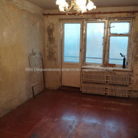 Продам квартиру, Ивана Кобзы ул. , 36 , 2 кім., 42 м², без ремонта