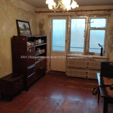 Продам квартиру, Ивана Кобзы ул. , 36 , 2  ком., 42 м², без ремонта 