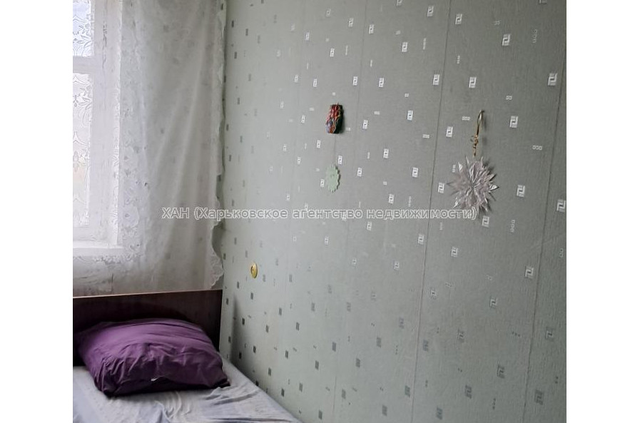 Продам квартиру, Ивана Кобзы ул. , 36 , 2 кім., 42 м², без ремонта 