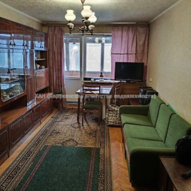 Продам квартиру, Мира ул. , 2  ком., 46 м², советский ремонт