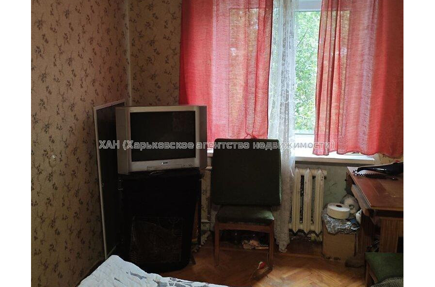 Продам квартиру, Мира ул. , 2  ком., 46 м², советский ремонт 