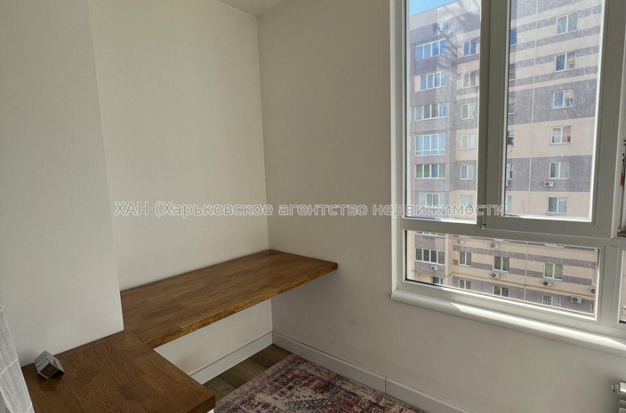 Продам квартиру, Ньютона ул. , 3  ком., 82 м², советский ремонт 