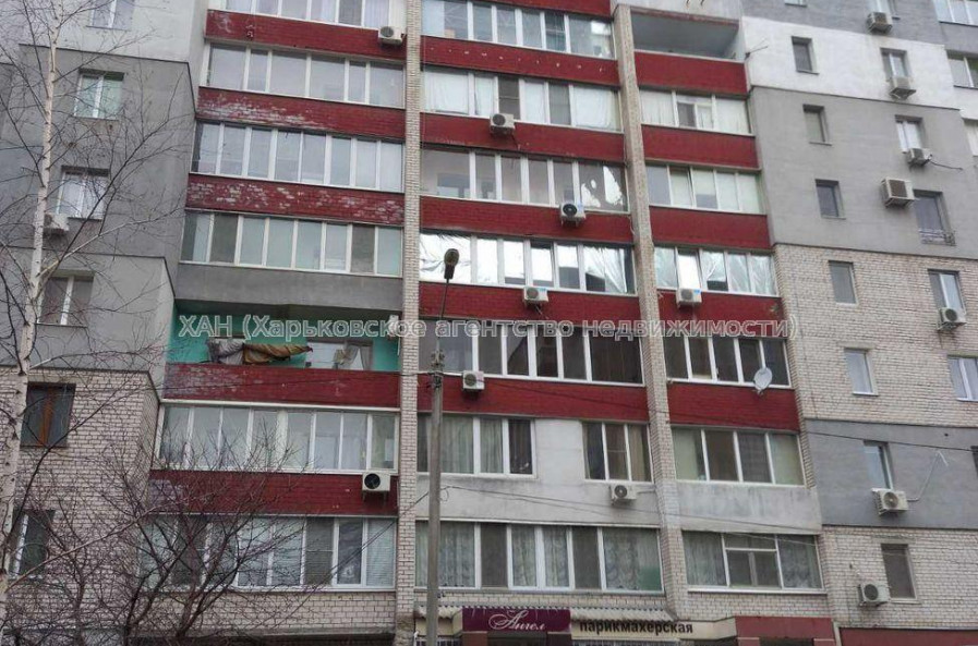 Продам квартиру, Залесская ул. , 2  ком., 61.90 м², косметический ремонт 