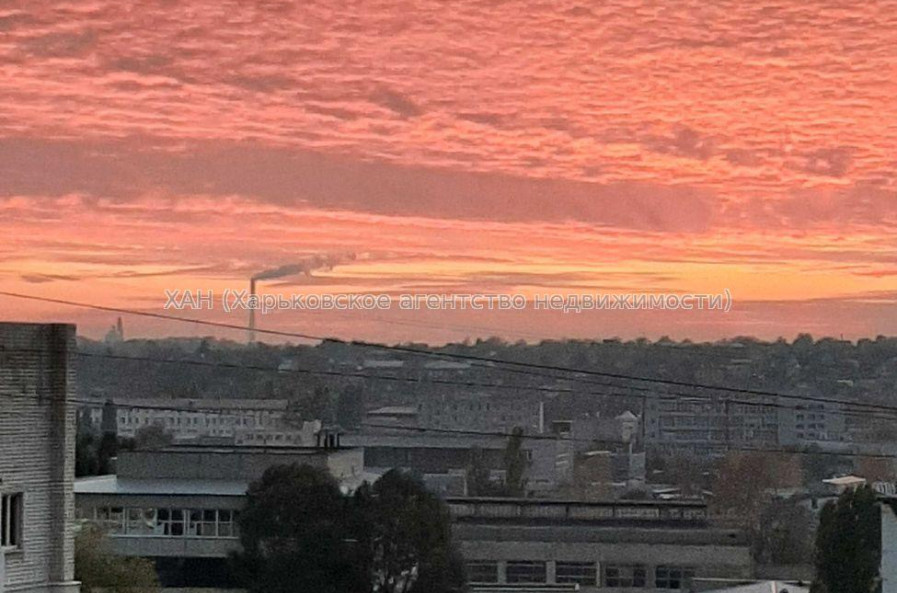 Продам квартиру, Залесская ул. , 2  ком., 61.90 м², косметический ремонт 