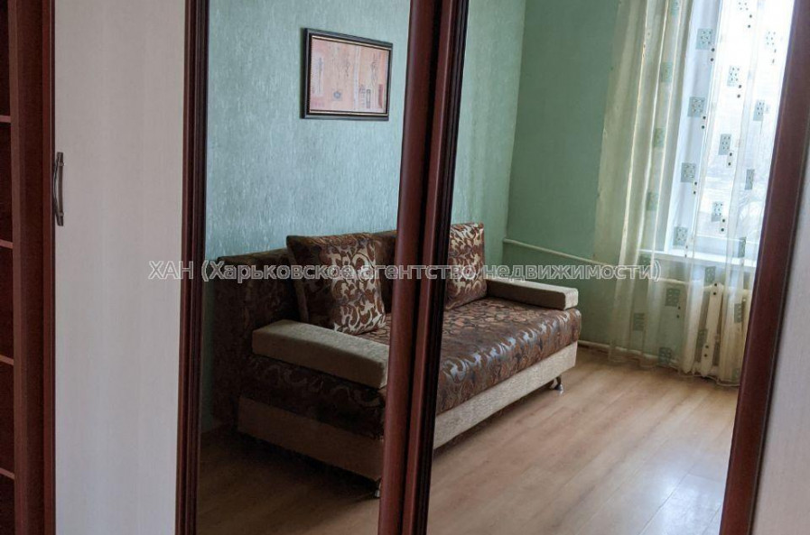 Продам квартиру, Науки просп. , 2 кім., 51.20 м², капитальный ремонт 